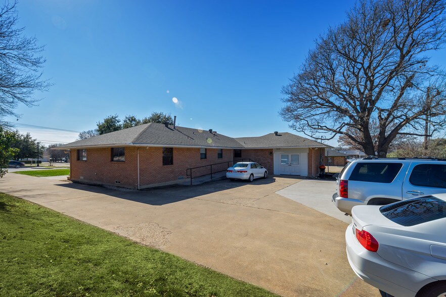 7790 Main St, Frisco, TX à vendre - Photo de l’immeuble – Image 3 sur 15