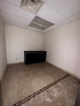 2021 N Hampton Rd, DeSoto, TX à louer Photo intérieure– Image 2 sur 11