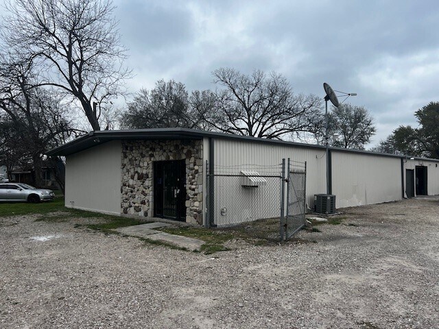 6406 Stuebner Airline Rd, Houston, TX à louer Photo de l’immeuble– Image 1 sur 16