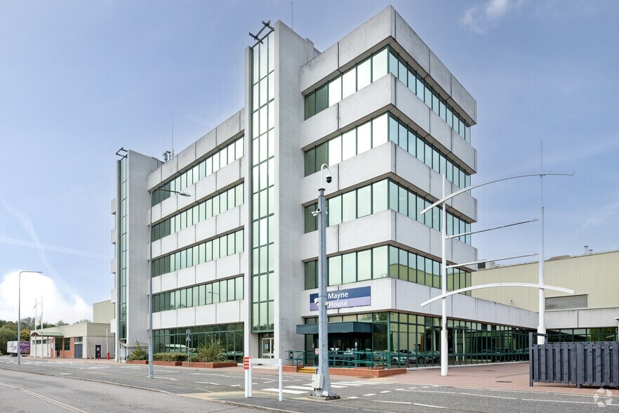 Fenton Way, Basildon à louer - Photo de l’immeuble – Image 2 sur 9