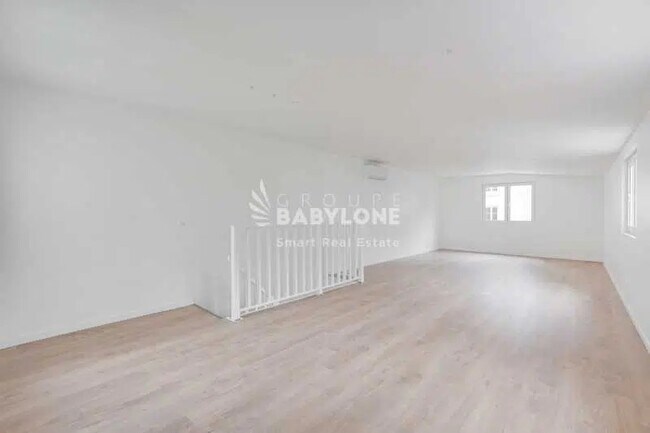 Plus de détails pour Bureau à vendre