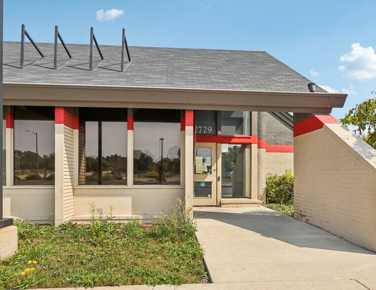 2729 18th St, Kenosha, WI à vendre - Photo de l’immeuble – Image 2 sur 6