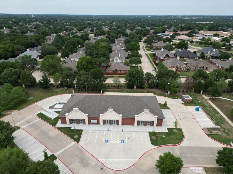 1260 Flower Mound Rd, Flower Mound, TX à louer - Photo de l’immeuble – Image 1 sur 9