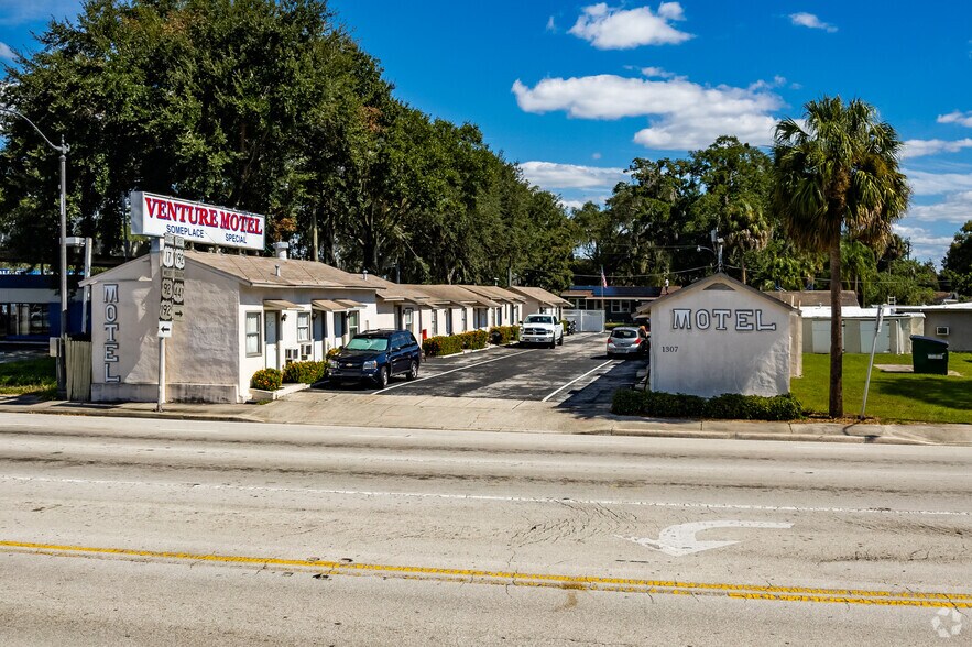 Historic Downtown Kissimmee Assemblage portefeuille de 3 biens à vendre sur LoopNet.fr - Photo de l’immeuble – Image 3 sur 6