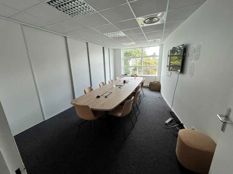 Bureau dans Rennes à louer - Photo de l’immeuble – Image 3 sur 7