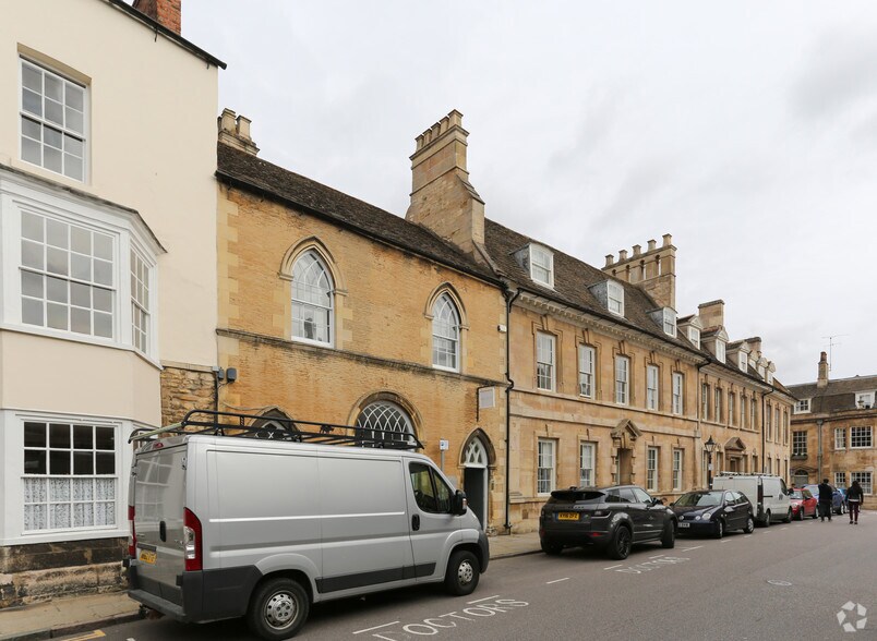 21 St Marys St, Stamford à vendre - Photo de l’immeuble – Image 3 sur 13