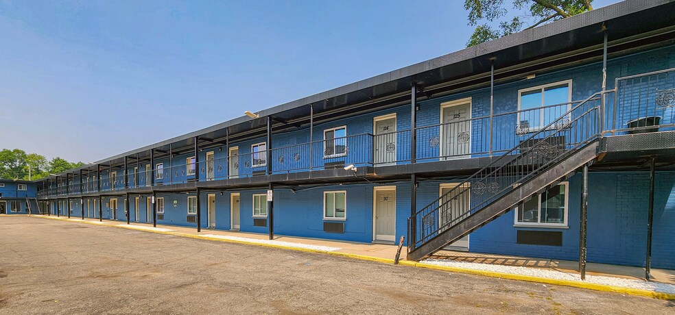 16866 Telegraph Rd, Detroit, MI à vendre - Photo de l’immeuble – Image 3 sur 7