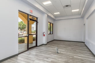 4690-4712 Exploration Ave, Lakeland, FL à louer Photo intérieure– Image 1 sur 26