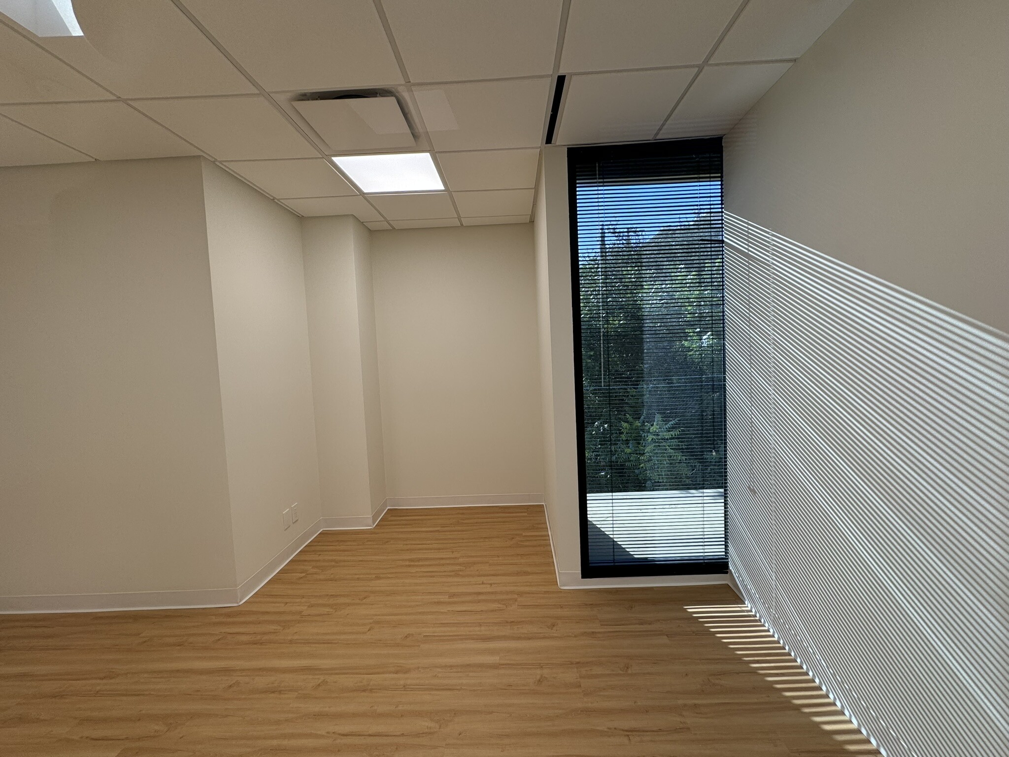 11846 Ventura Blvd, Studio City, CA à louer Photo intérieure– Image 1 sur 10