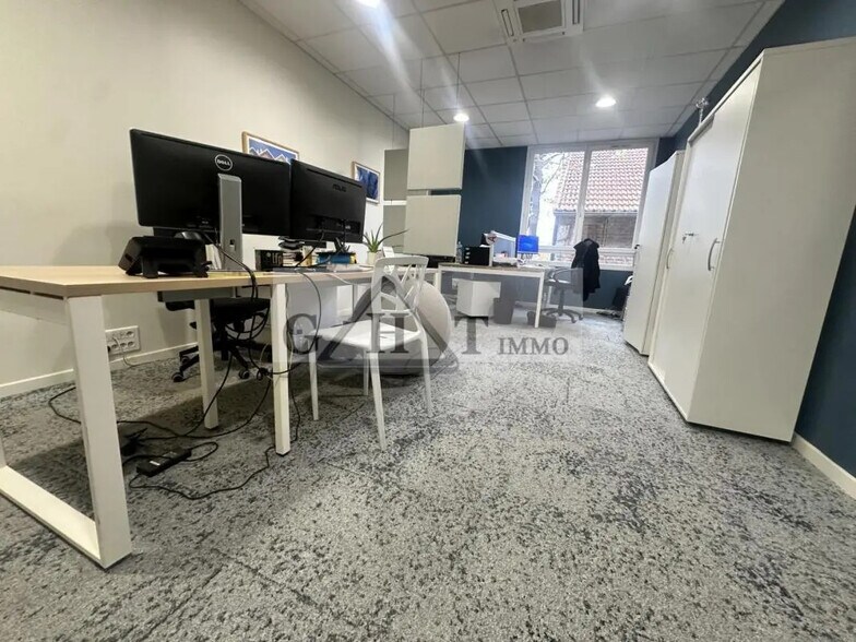 Bureau dans Alfortville à louer - Photo de l’immeuble – Image 3 sur 7