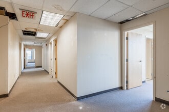 25 E Salem St, Hackensack, NJ à vendre Photo intérieure– Image 1 sur 3