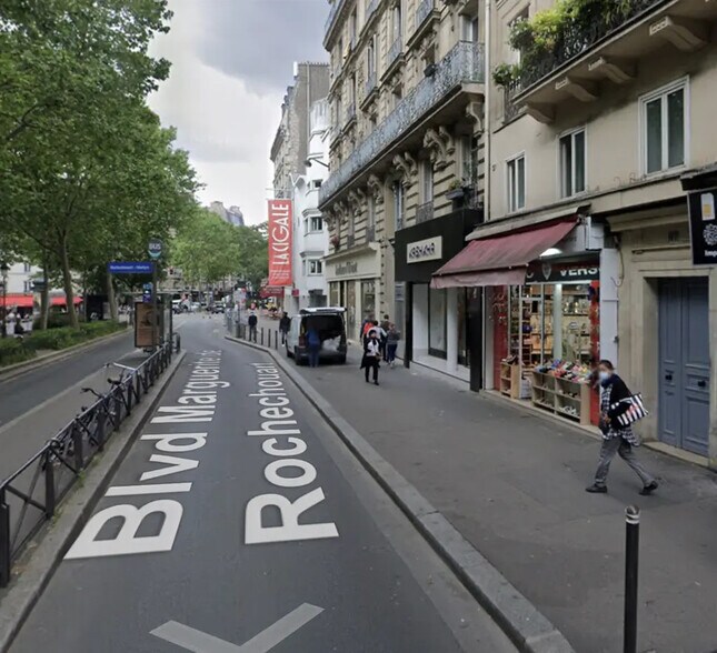 Local commercial dans Paris à louer - Photo de l’immeuble – Image 2 sur 4