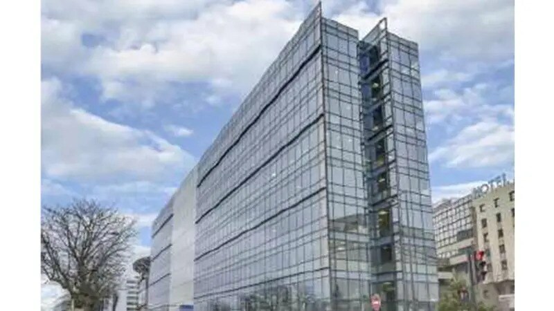 Bureau dans Ivry-sur-Seine à louer - Photo de l’immeuble – Image 1 sur 1