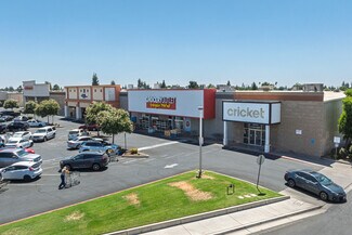 Plus de détails pour 2313-2425 S Mooney Blvd, Visalia, CA - Bureau/Local commercial à louer