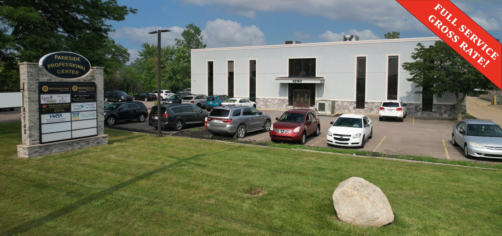 42140 Van Dyke Ave, Sterling Heights, MI à louer Photo de l’immeuble– Image 1 sur 2