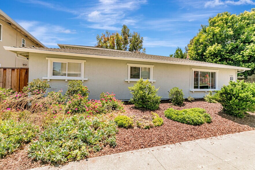3588 Agate Dr, Santa Clara, CA à vendre - Photo de l’immeuble – Image 1 sur 20