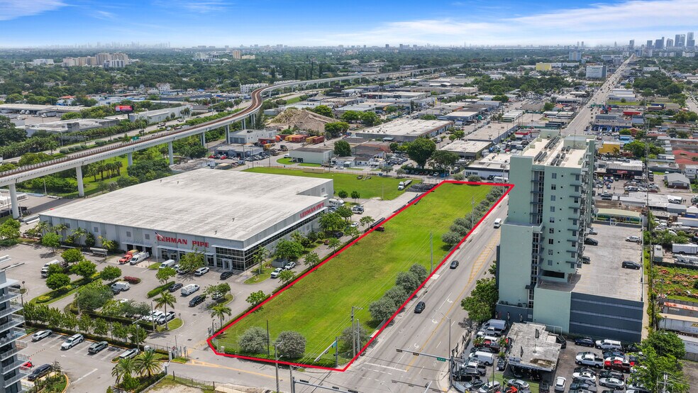 3565 NW 36th St, Miami, FL à vendre - Photo de l’immeuble – Image 3 sur 13