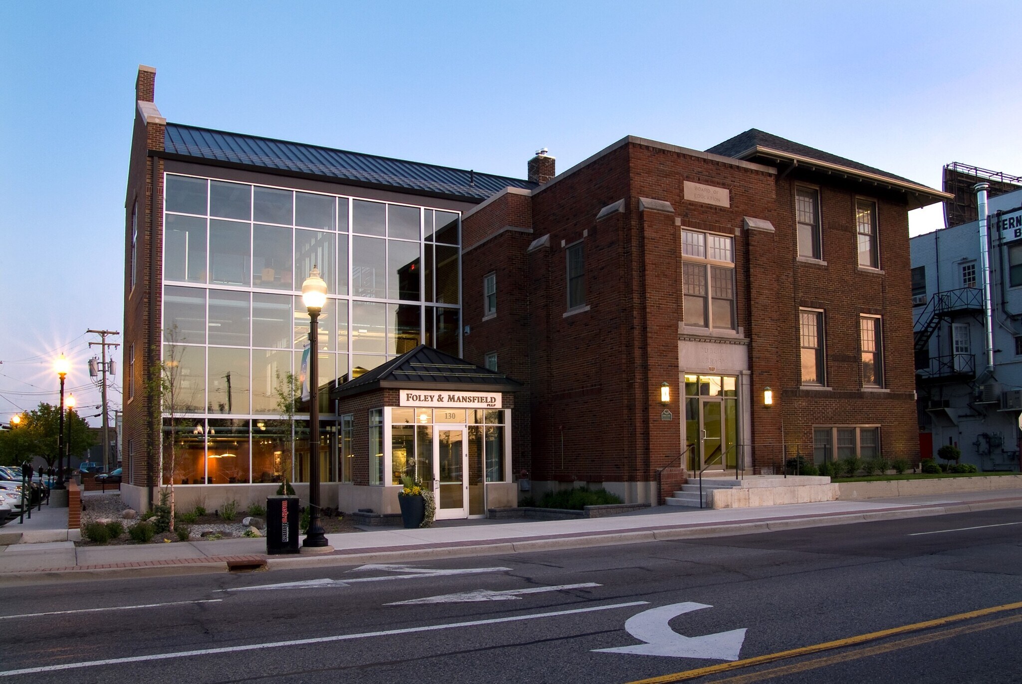 130 E Nine Mile Rd, Ferndale, MI à vendre Photo de l’immeuble– Image 1 sur 16