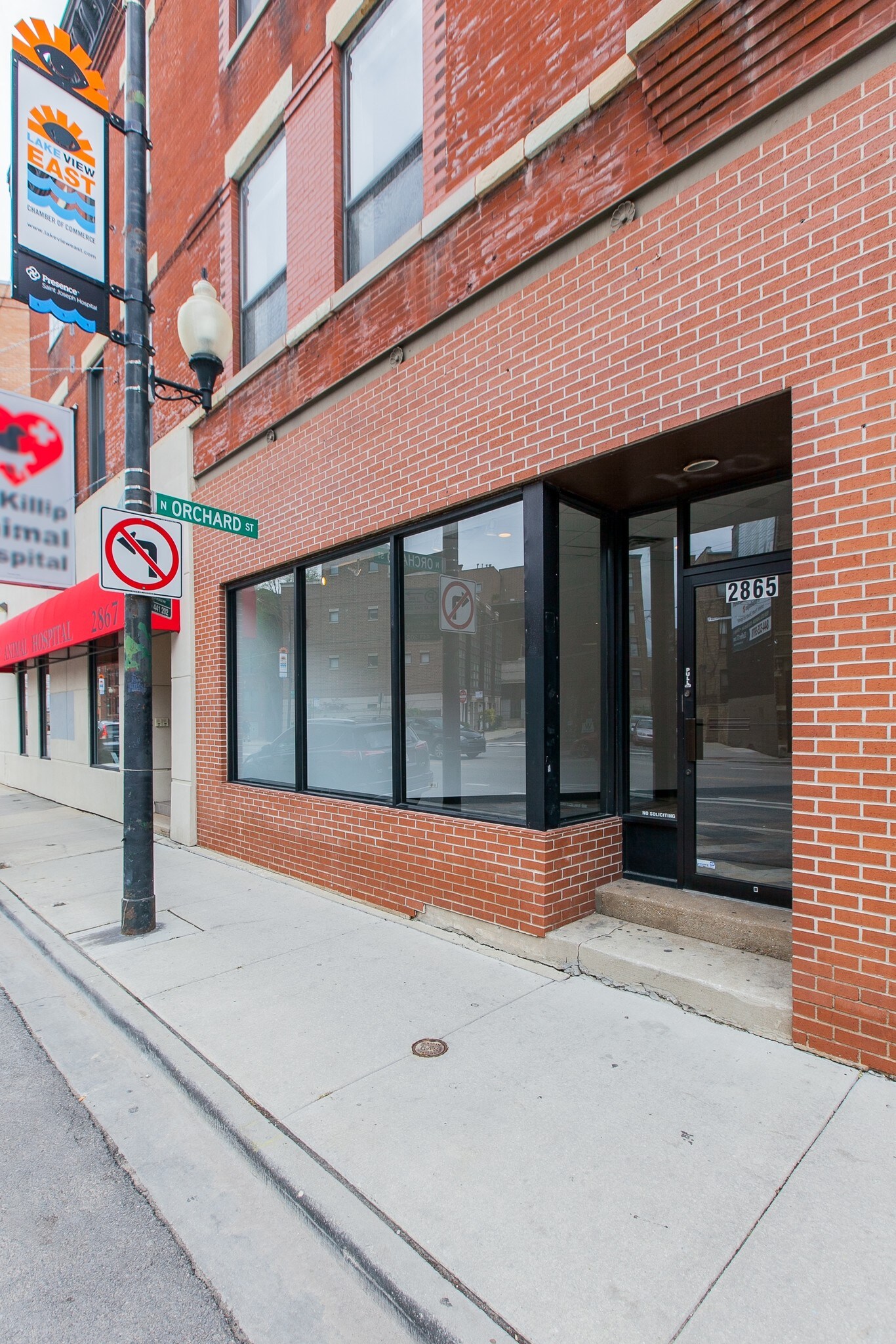 2863-2865 N Clark St, Chicago, IL à louer Photo de l’immeuble– Image 1 sur 7