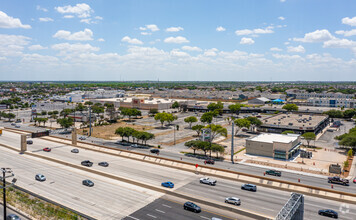 1305 SW Loop 410, San Antonio, TX - VUE AÉRIENNE  vue de carte