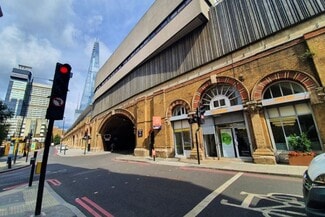 Plus de détails pour Crucifix Ln, Londres - Industriel/Logistique à louer