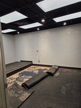 14 Vanderventer Ave, Port Washington, NY à louer Photo intérieure– Image 2 sur 6