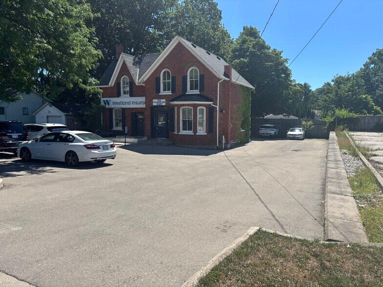 444 Plains Rd E, Burlington, ON à vendre - Photo de l’immeuble – Image 3 sur 5