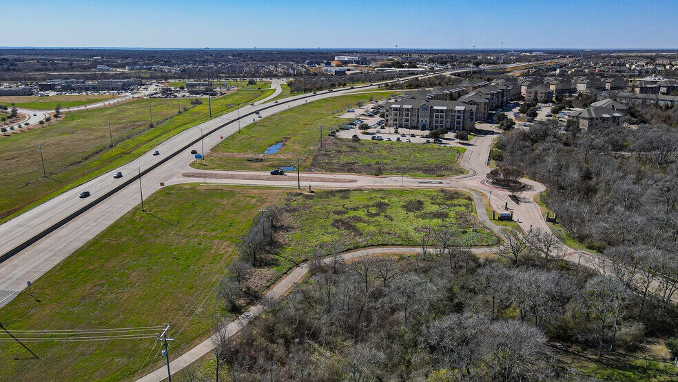 Farm to Market Road 2818, College Station, TX à vendre - Photo de l’immeuble – Image 2 sur 8