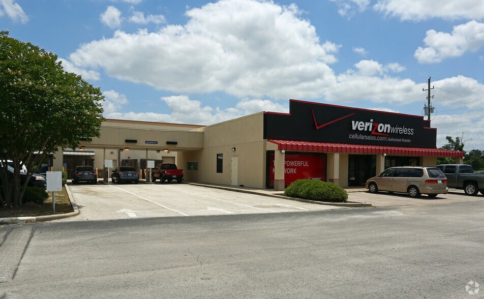 6470 Fm-1960 Rd W, Houston, TX à vendre - Photo de l’immeuble – Image 3 sur 4