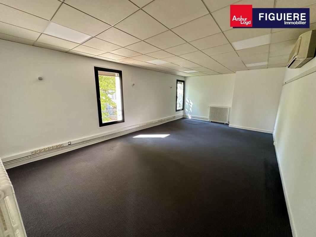 70 Cours Gambetta, Aix-en-Provence à vendre Photo intérieure– Image 1 sur 5