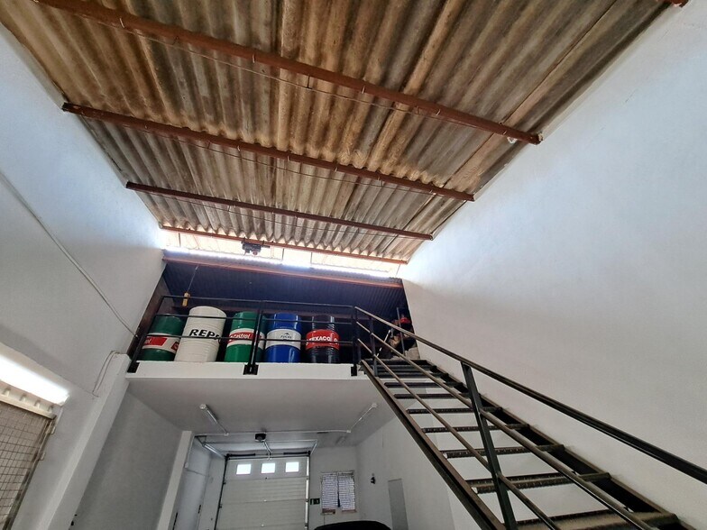 Local commercial dans Carcaixent, Valencia à vendre - Photo de l’immeuble – Image 3 sur 10