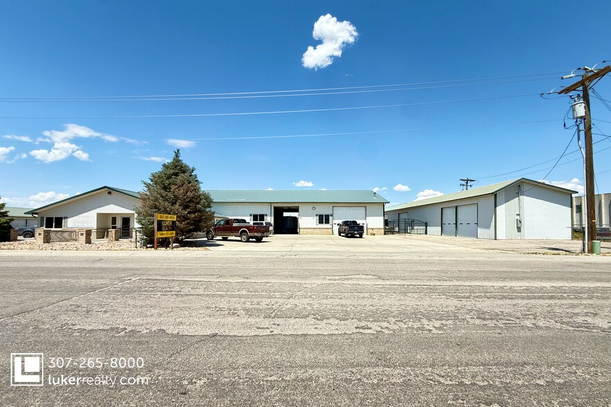 220 Pendell Blvd, Mills, WY à vendre - Photo de l’immeuble – Image 2 sur 14