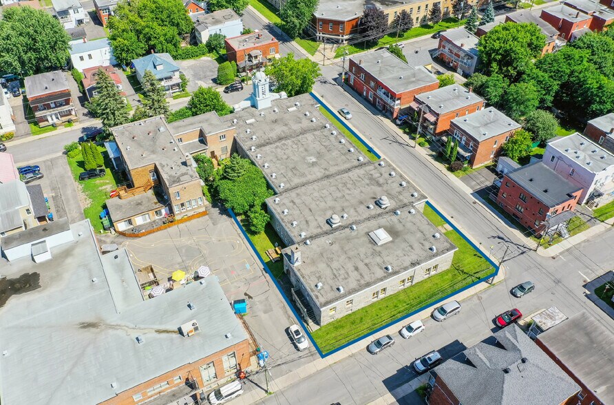 166 Rue Notre-Dame, Saint-jean-sur-richelieu, QC à vendre - Aérien – Image 2 sur 2