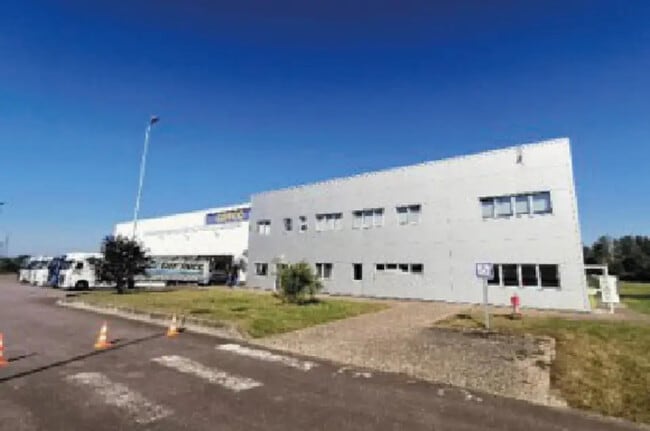 Plus de détails pour Industriel/Logistique à louer