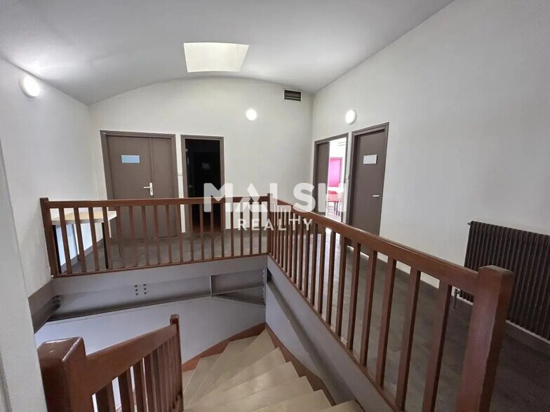 Bureau dans OULLINS-PIERRE-BÉNITE à louer - Photo intérieure – Image 3 sur 11