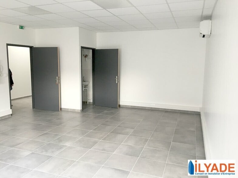 43 Chemin De La Sarriere, Meyreuil à louer - Photo intérieure – Image 2 sur 6