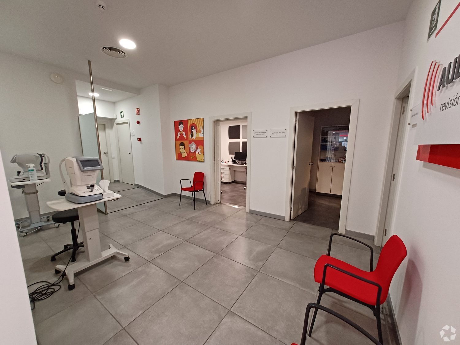 Immeuble residentiel dans Madrid, Madrid à vendre Photo intérieure– Image 1 sur 2