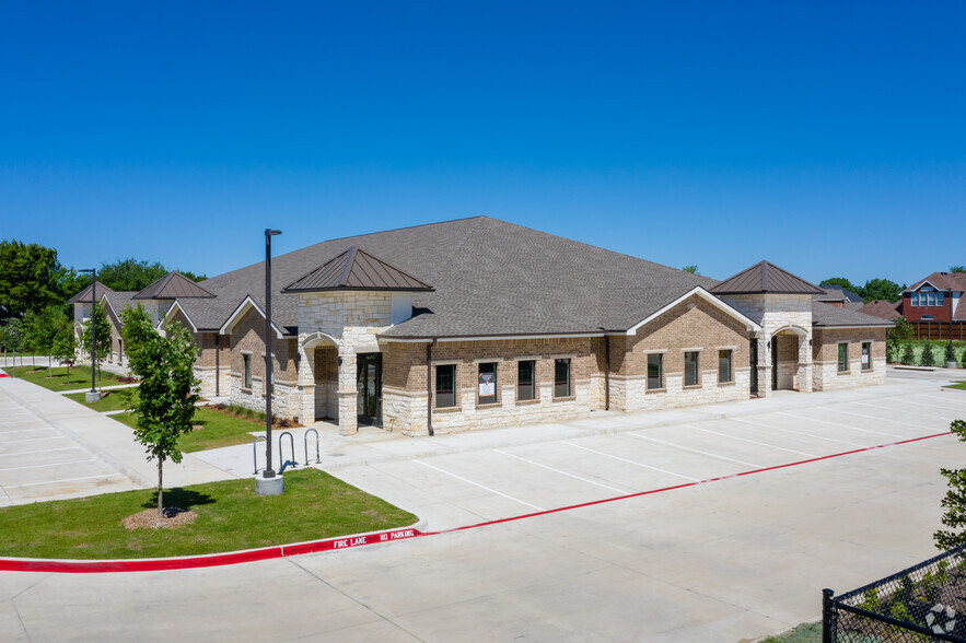 12530 Lebanon Rd, Frisco, TX à louer - Photo de l’immeuble – Image 2 sur 3