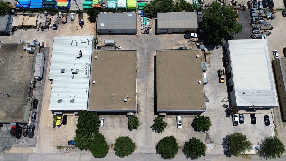 4830 Whirlwind Dr, San Antonio, TX à vendre - Photo de l’immeuble – Image 2 sur 17