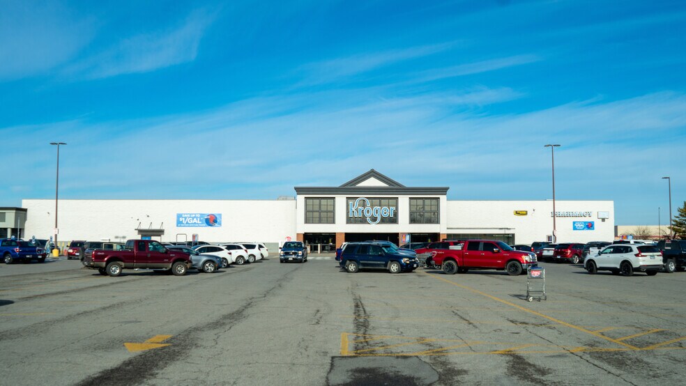 601 S Commercial St, Harrisburg, IL à louer - Photo de l’immeuble – Image 3 sur 7
