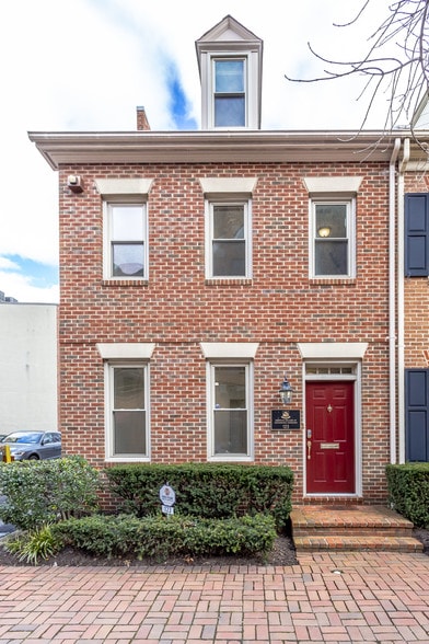 123 N Henry St, Alexandria, VA à louer - Photo de l’immeuble – Image 3 sur 73
