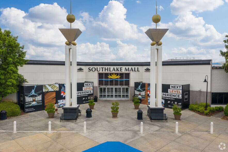 1000-2460 Southlake Mall, Morrow, GA à louer - Photo de l’immeuble – Image 1 sur 23