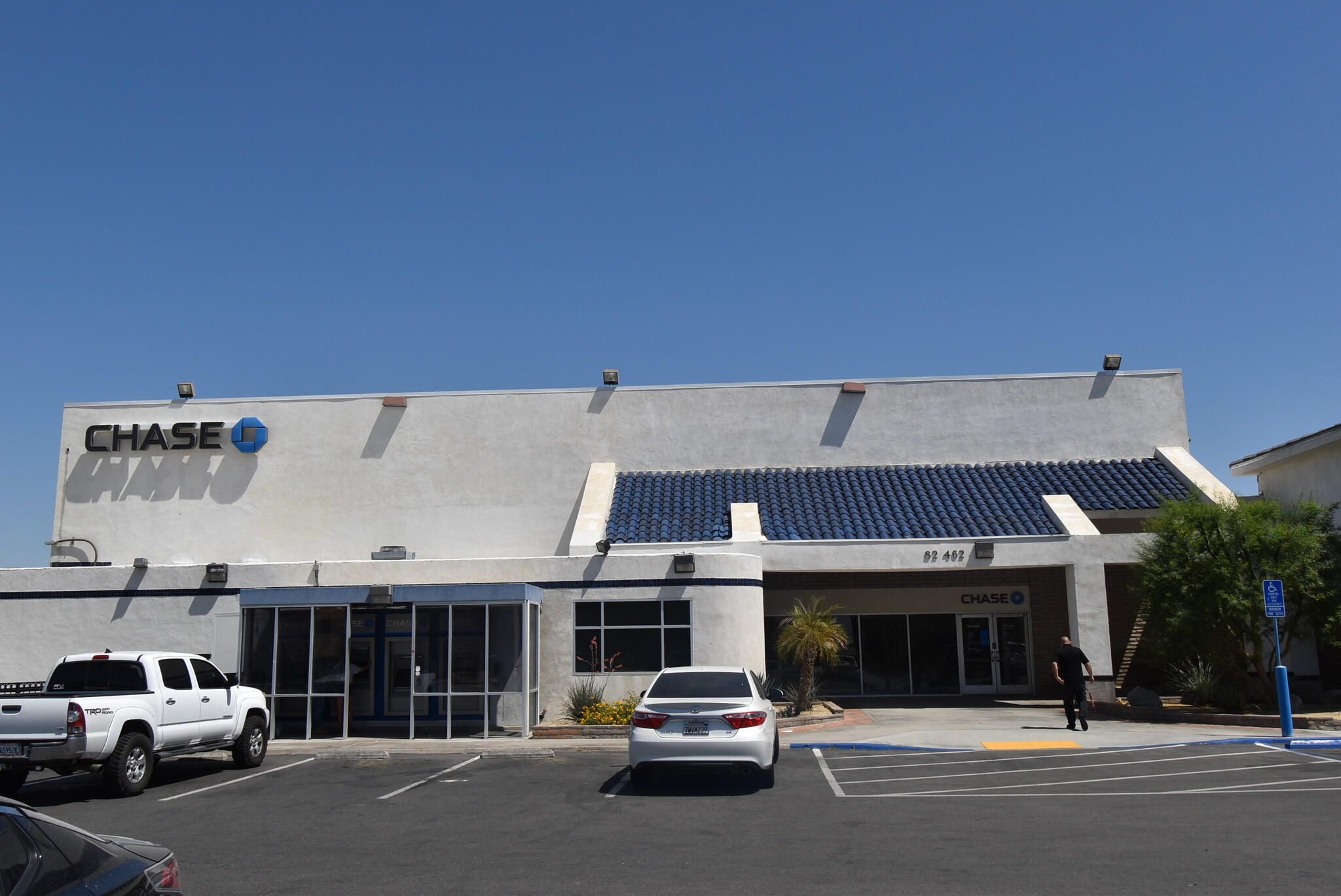 82462 Highway 111, Indio, CA à louer Photo de l’immeuble– Image 1 sur 16