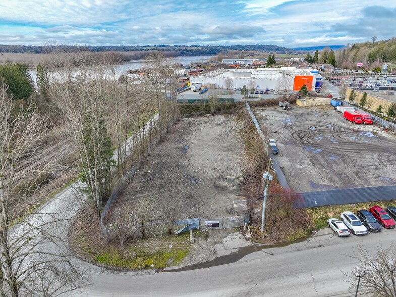 7083 Wren St, Mission, BC à vendre - Photo de l’immeuble – Image 3 sur 3