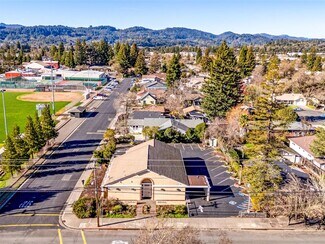 Plus de détails pour 1105 University St, Healdsburg, CA - Spécialisé à vendre