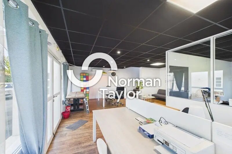 Bureau dans Pérols à vendre - Photo de l’immeuble – Image 3 sur 11