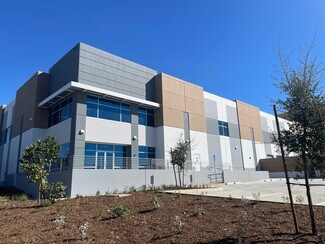 Plus de détails pour 980 Marlborough Ave, Riverside, CA - Industriel/Logistique à louer