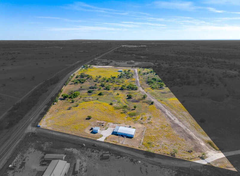 13300 Cleburne Hwy, Cresson, TX à vendre - Photo de l’immeuble – Image 2 sur 64