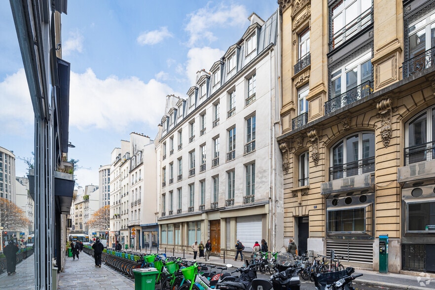 9 Rue De Cléry, Paris à louer - Photo principale – Image 1 sur 6