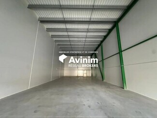 Plus de détails pour Industriel/Logistique à louer